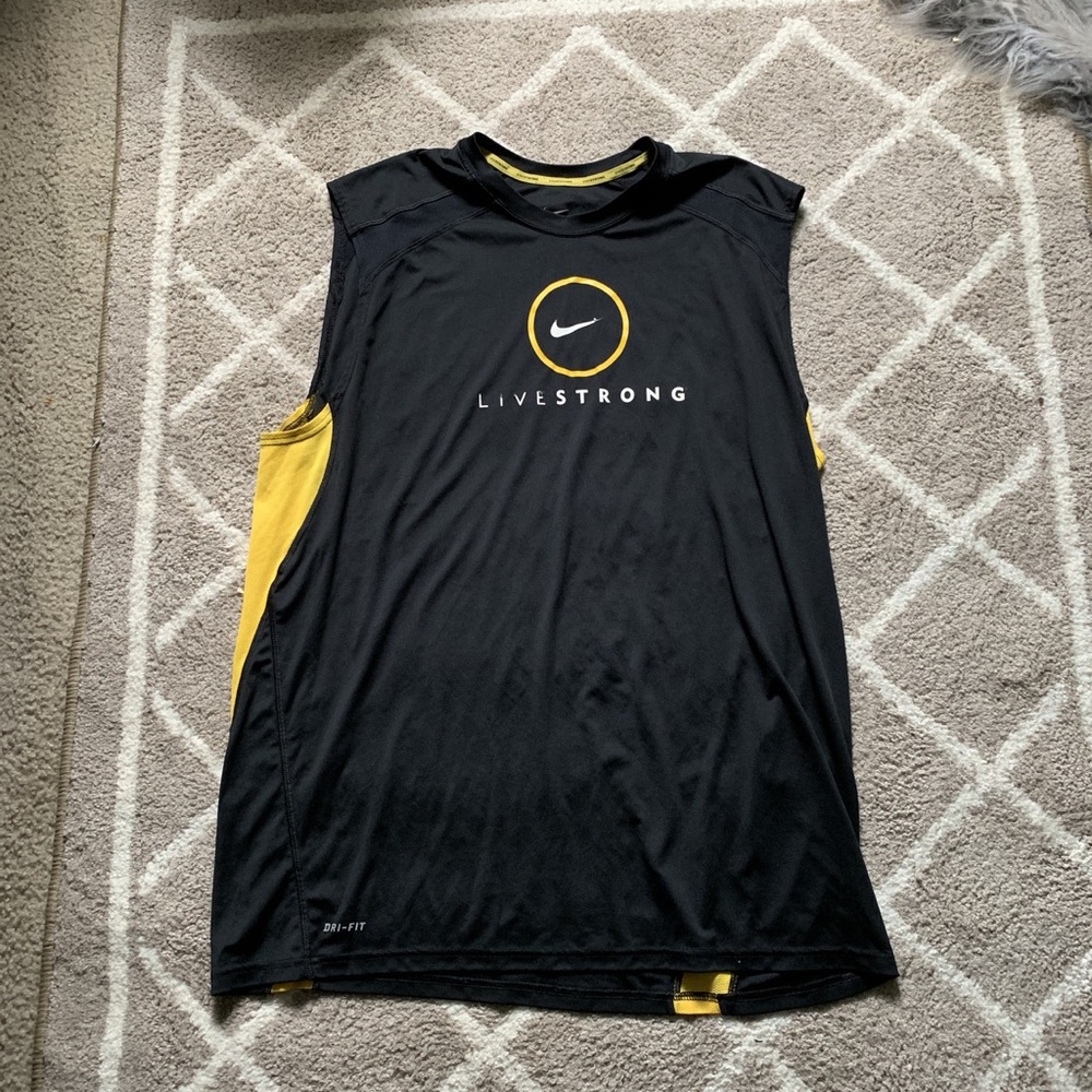 Retro Nike Limited Live Strong tank